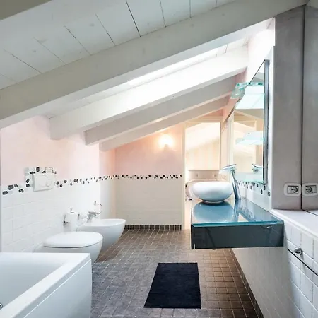 Villa Marina Moniga Private Pool ヴィラ *